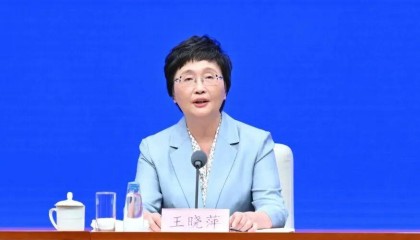 世界杯官网直播客户端下载最新版-2026养老金“22连涨”稳了！工龄满40年，挂钩调整更吃香吗？